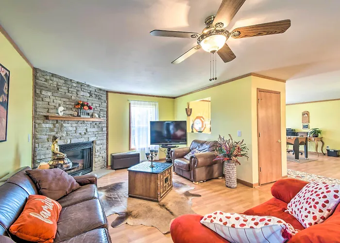 Chic Escape W/ Fire Pit! * Apple River