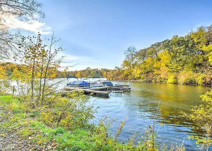 Chic Escape W/ Fire Pit! * Apple River